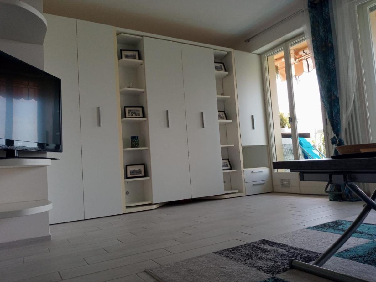 Eliana Appartment マントン エクステリア 写真